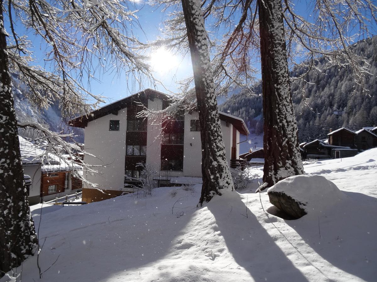 Apartments Carmena Saas-Grund Kültér fotó